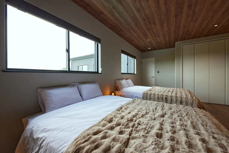 LAKE SAUNA RESORT POOL VILLA 莉 -REI- 寝室1