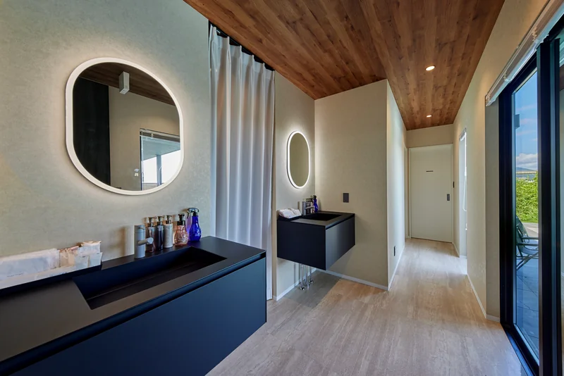 LAKE SAUNA RESORT POOL VILLA 莉 -REI- シャワールーム