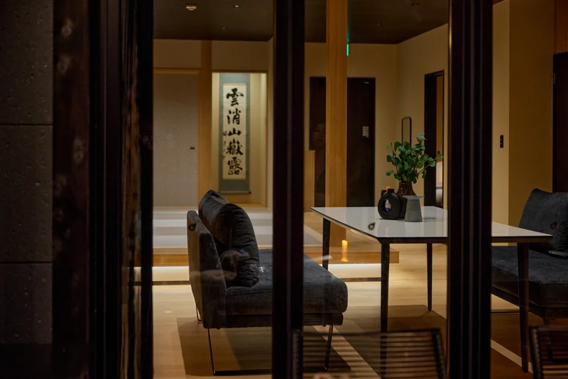 LAKE SAUNA RESORT SUITE VILLA 惺 -SHOU- リビング