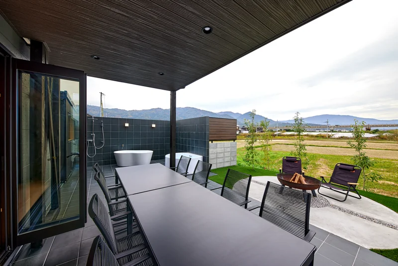LAKE SAUNA RESORT SUITE VILLA 惺 -SHOU- BBQ・テラス
