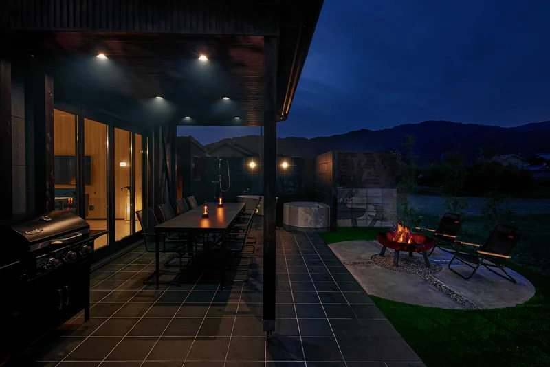 LAKE SAUNA RESORT SUITE VILLA 惺 -SHOU- BBQ・テラス