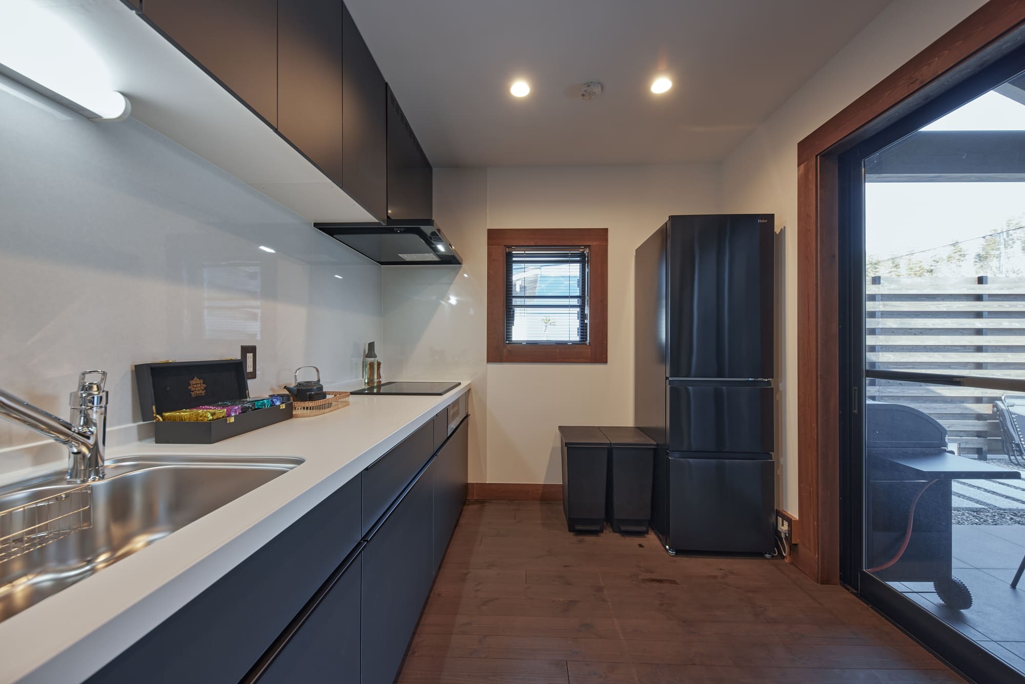 IZA moriyama 響-HIBIKI-