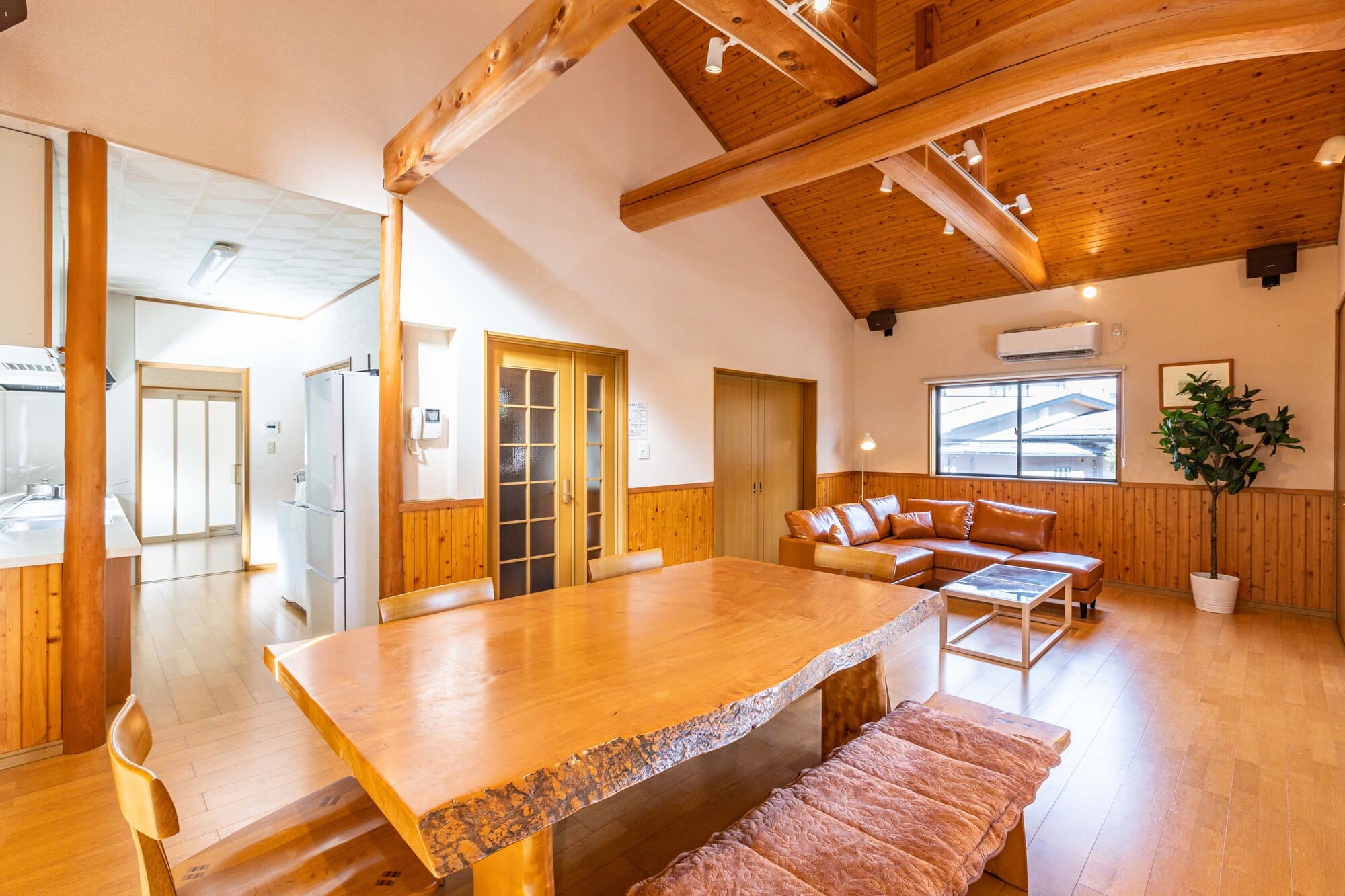 Sayuragi Villa by IZA