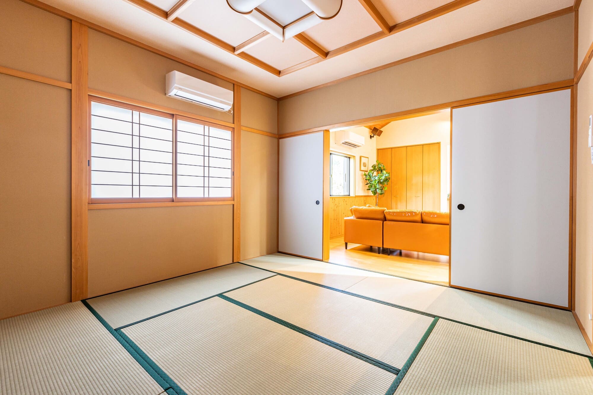 Sayuragi Villa by IZA