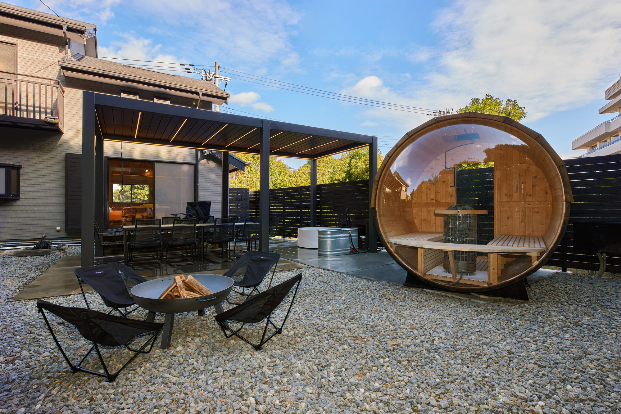 Sayuragi Villa by IZA